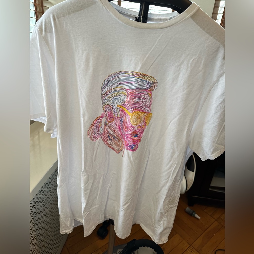 Karl lagerfeld multi color t shirt size XL worn once